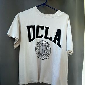 Oversized UCLA tshirt